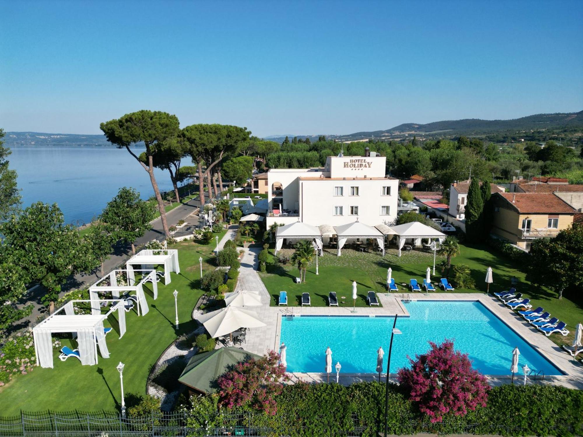 Hotel Holiday Sul Lago Bolsena Zewnętrze zdjęcie