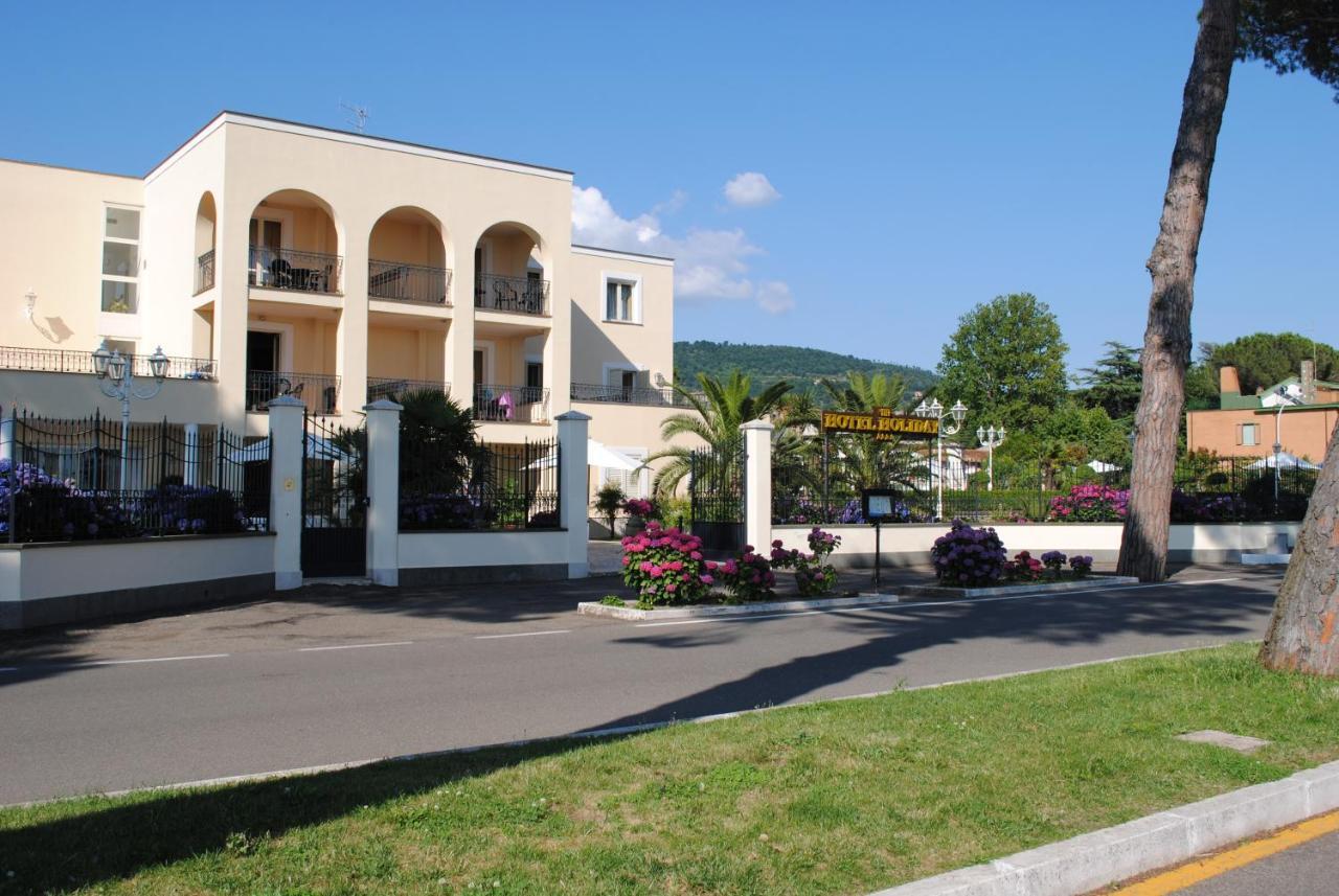 Hotel Holiday Sul Lago Bolsena Zewnętrze zdjęcie